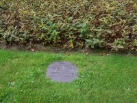 Hans Horak grave 3.jpg