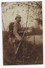 Soldier with Gew 98 rifle.jpeg