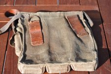 pouches MP44 042.jpg