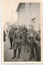 1940 soldiers with 98a carbines.jpg