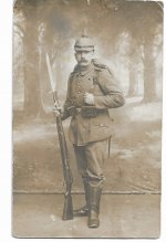 Gewehr 98 with dust cover.jpg