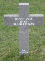 Josef Riek SS Standarte Germania.jpg